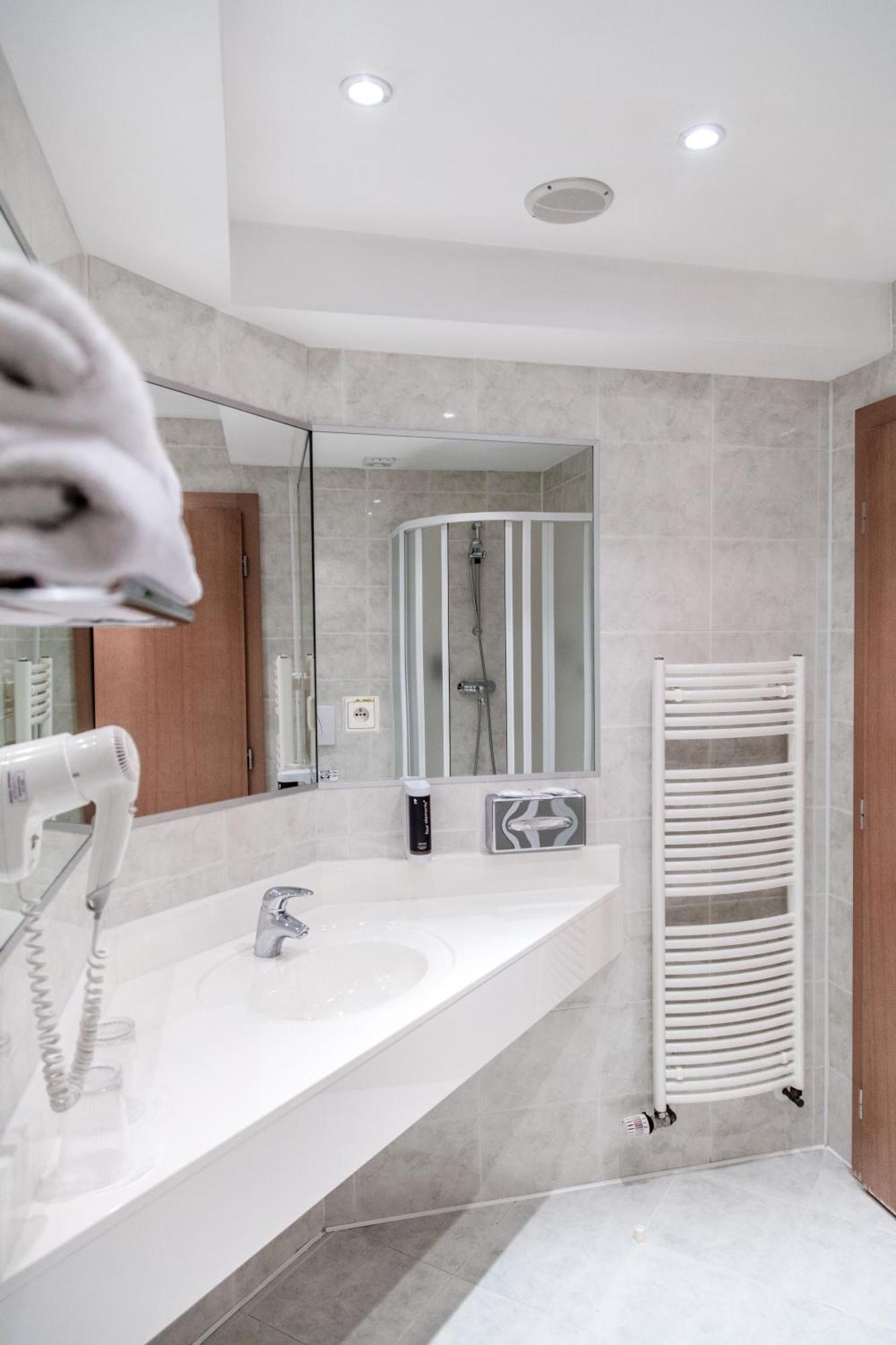 Hotel Troja ปราก ภายนอก รูปภาพ